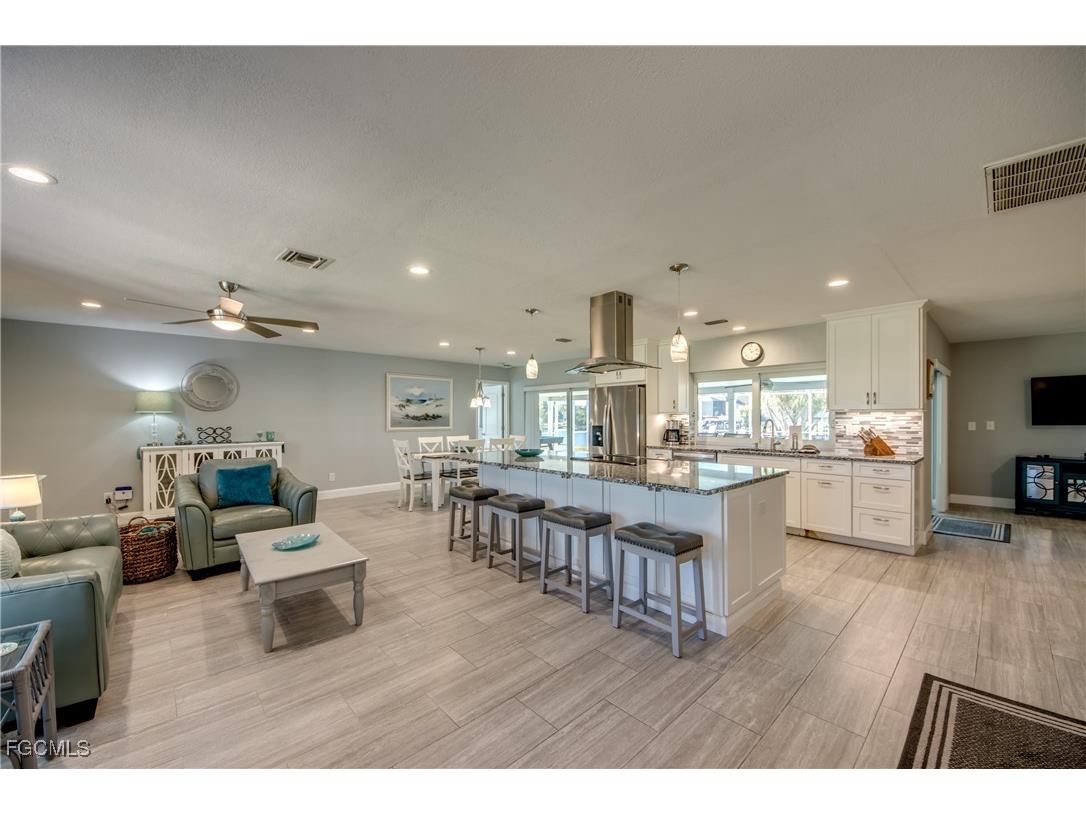 4532 SW 1st Place Cape Coral FL 33914 2025024140 image5