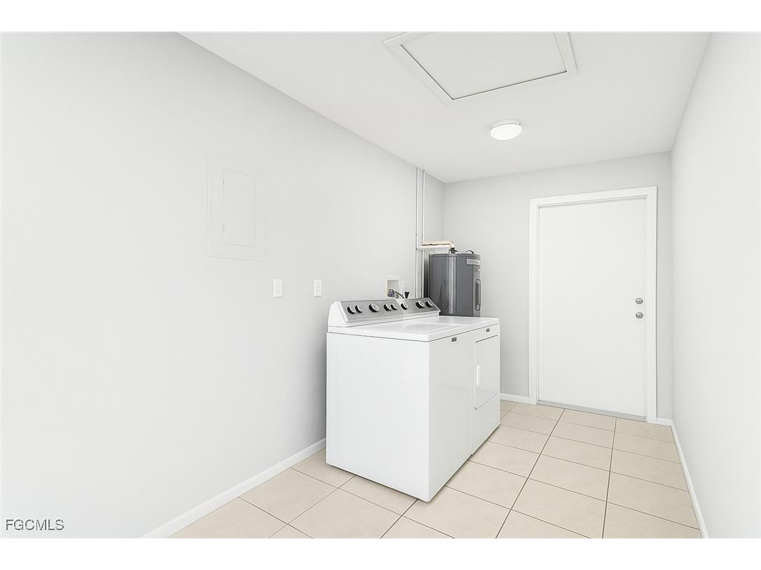 4532 SW 8th Place #A Cape Coral FL 33914 2025020509 image11