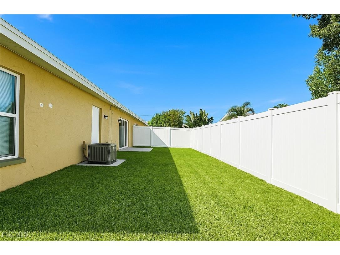4532 SW 8th Place #A Cape Coral FL 33914 2025020509 image14