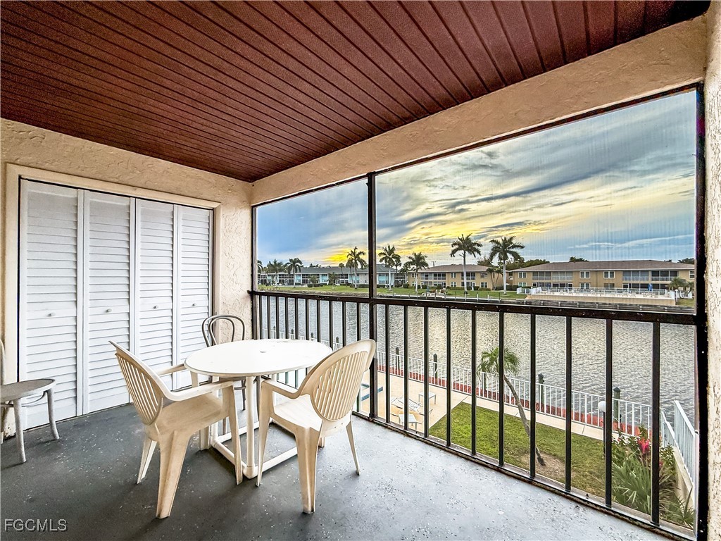 4534 SE 5th Place #11 Cape Coral FL 33904 2025024853 image1