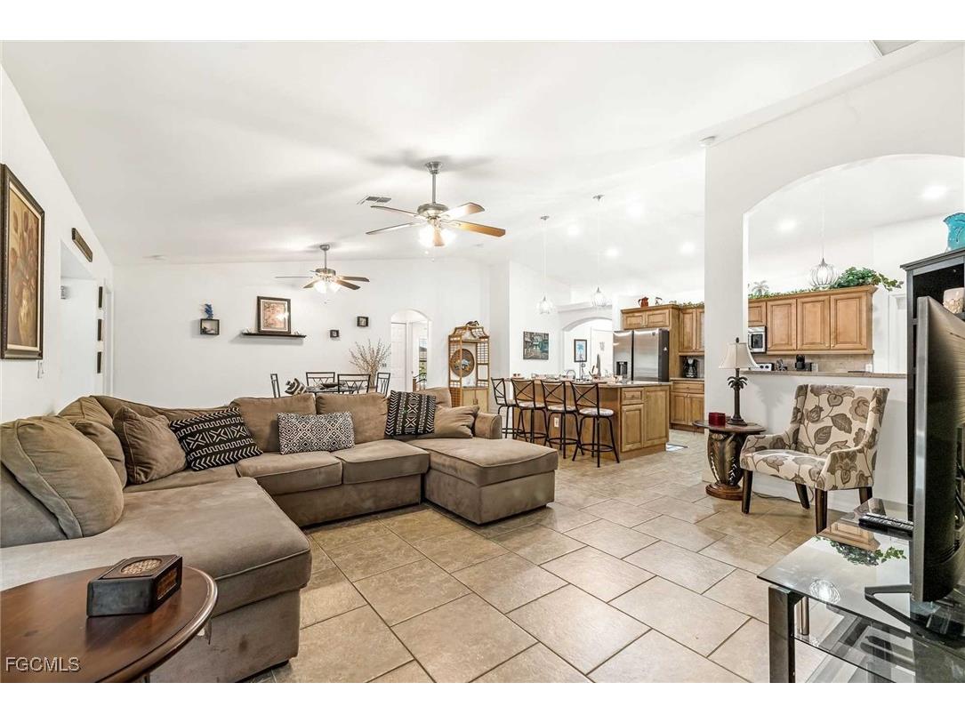 4534 SW 5th Place Cape Coral FL 33914 2025010099 image5