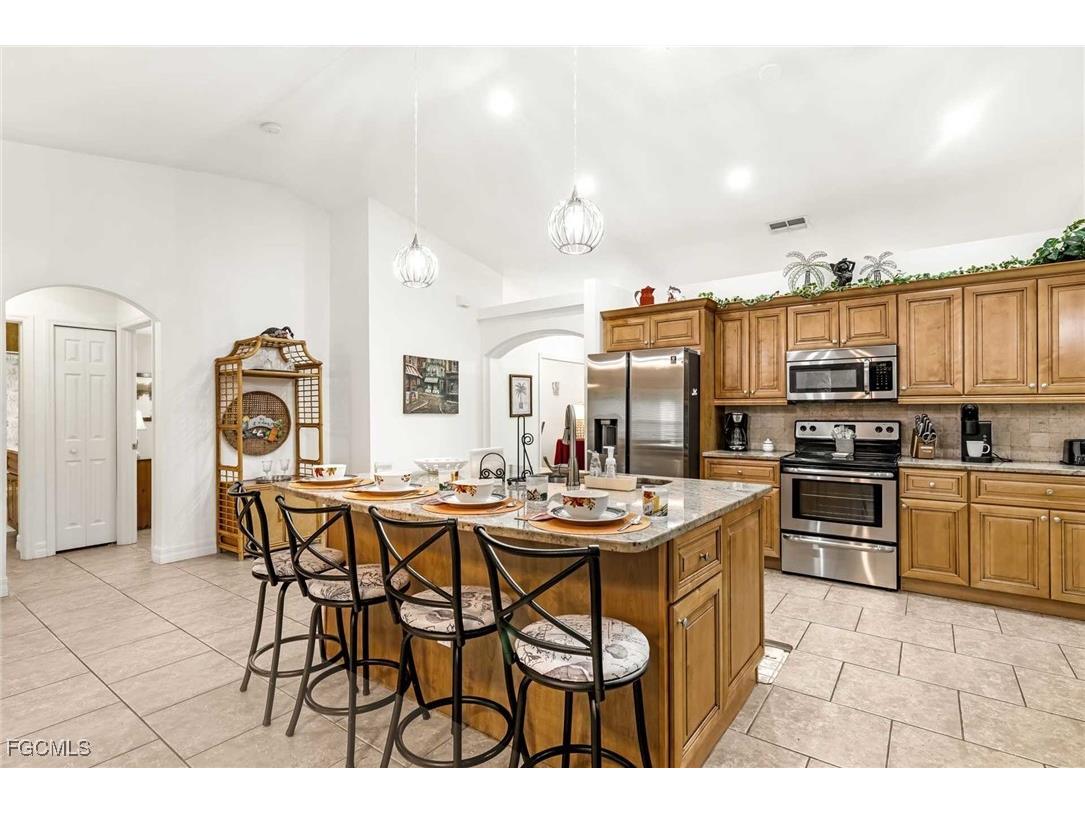 4534 SW 5th Place Cape Coral FL 33914 2025010099 image6