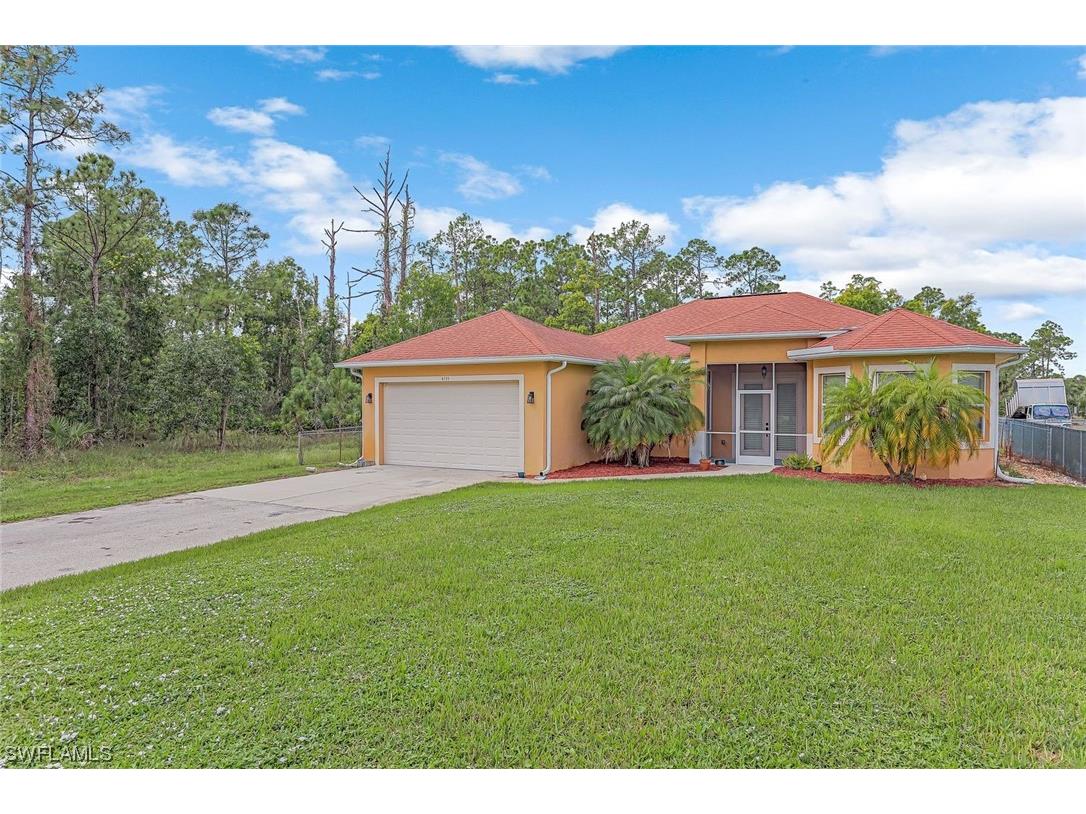 4535 16th Street NE Naples FL 34120 223077071 image1