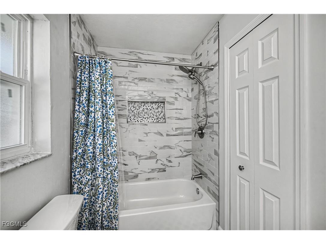 4535 SW 14th Place Cape Coral FL 33914 2026006079 image16