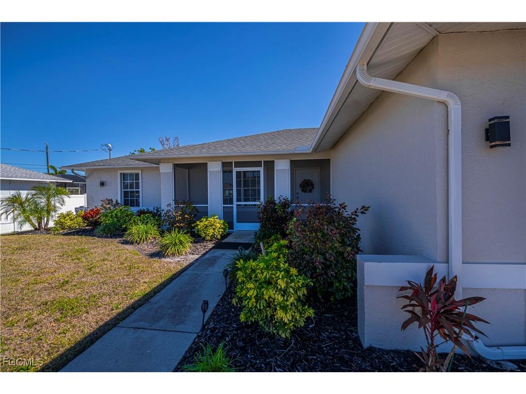 4535 SW 14th Place Cape Coral FL 33914 2026006079 image7