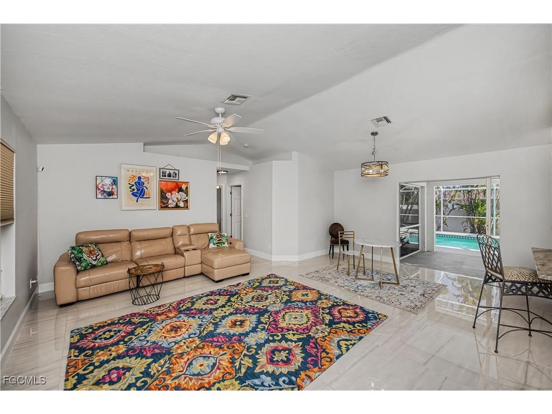 4535 SW 14th Place Cape Coral FL 33914 2026006079 image8