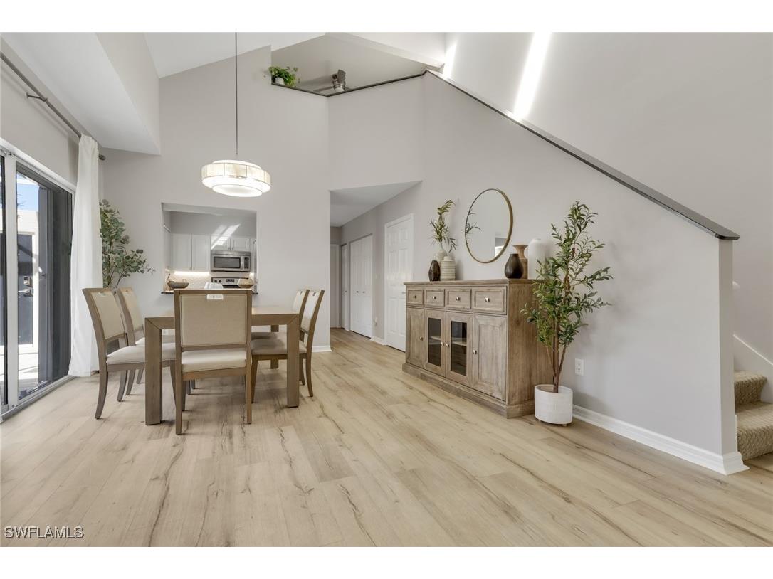 4536 Court Way #19D Naples FL 34109 225080140 image10