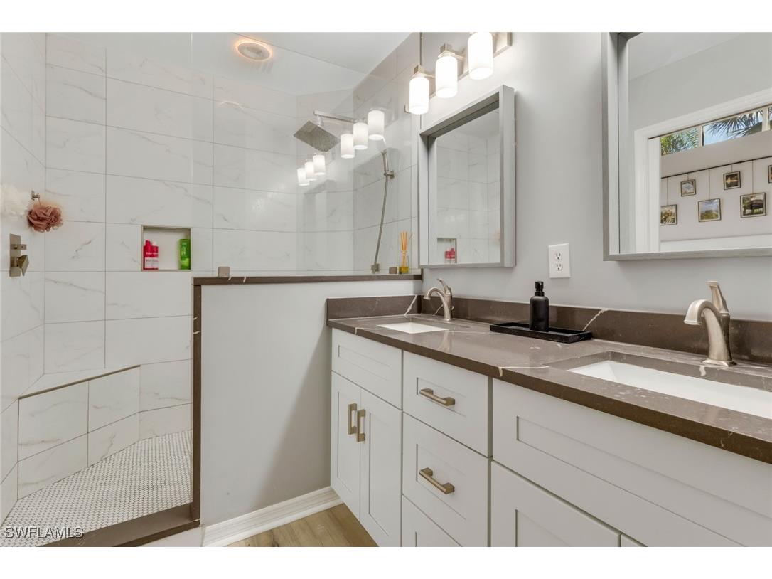 4536 Court Way #19D Naples FL 34109 225080140 image16