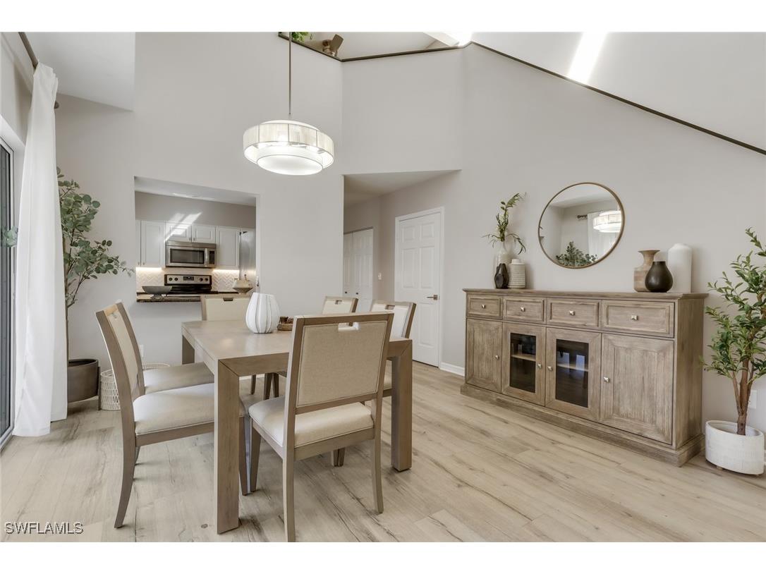 4536 Court Way #19D Naples FL 34109 225080140 image5