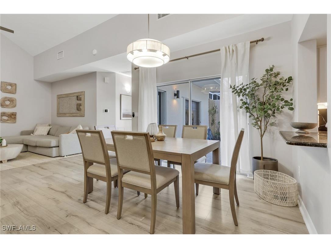 4536 Court Way #19D Naples FL 34109 225080140 image6