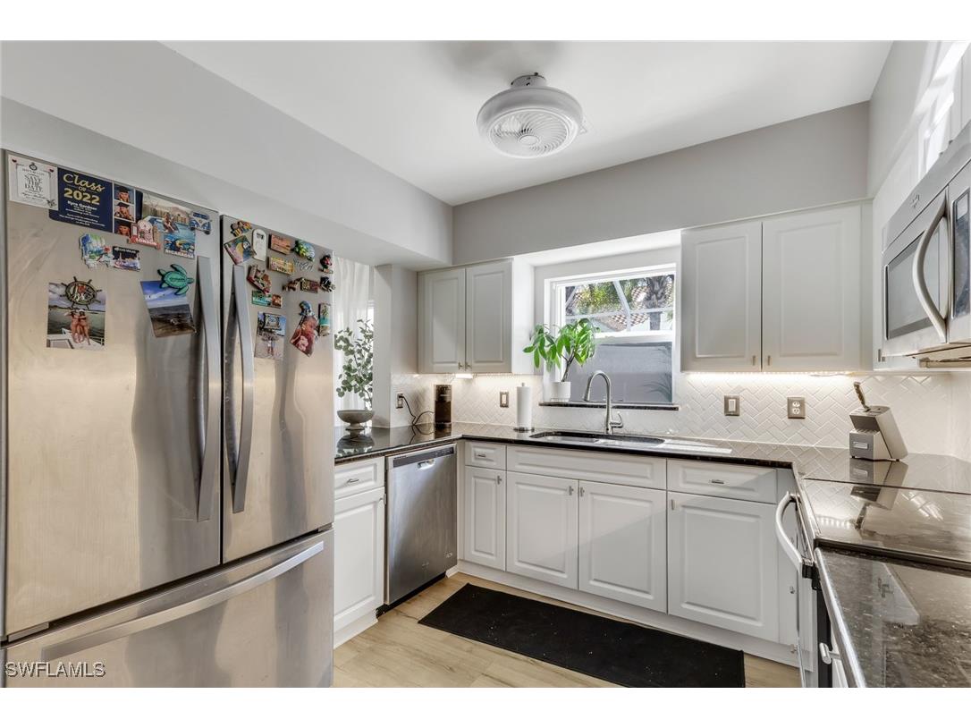 4536 Court Way #19D Naples FL 34109 225080140 image8