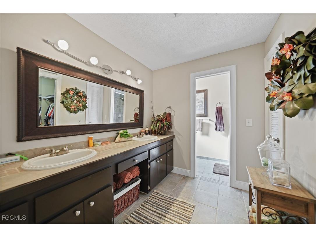 4536 Vinsetta Avenue North Fort Myers FL 33903 2025016302 image18