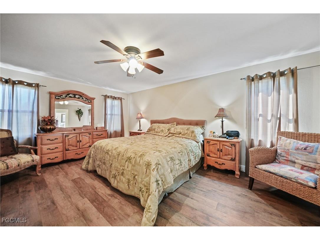 4536 Vinsetta Avenue North Fort Myers FL 33903 2025016302 image23