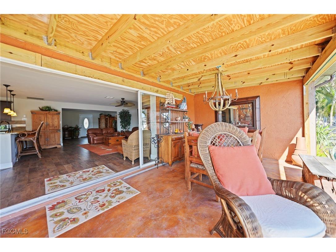 4536 Vinsetta Avenue North Fort Myers FL 33903 2025016302 image25