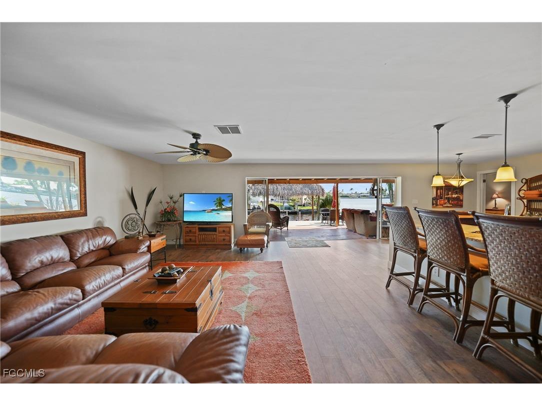 4536 Vinsetta Avenue North Fort Myers FL 33903 2025016302 image7