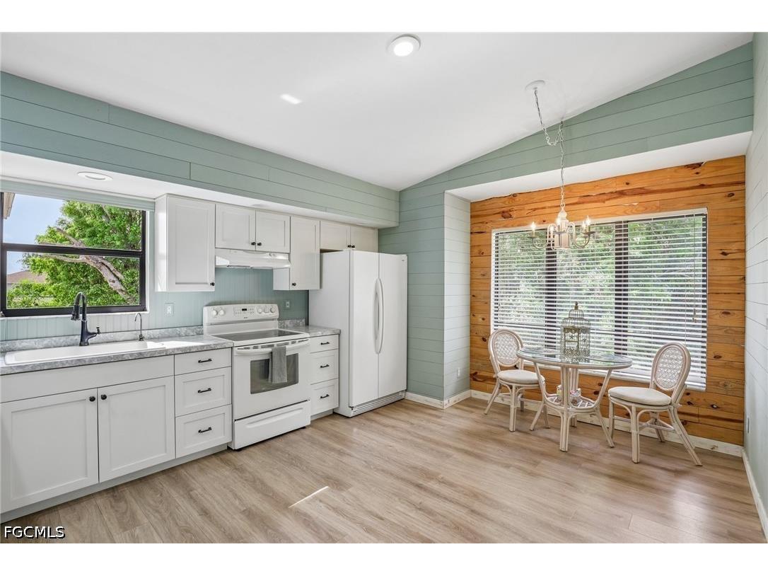 4539 Pine Village Court Saint James City FL 33956 2026018936 image15