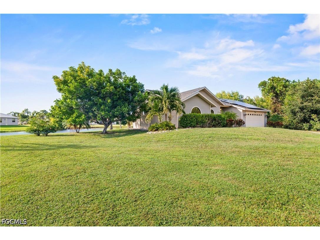 4539 Pine Village Court Saint James City FL 33956 2026018936 image4