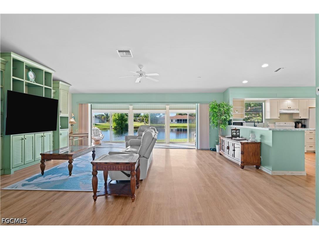 4539 Pine Village Court Saint James City FL 33956 2026018936 image5