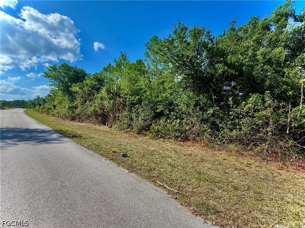 454 Westchester Drive Lehigh Acres FL 33972 2026028804 image2