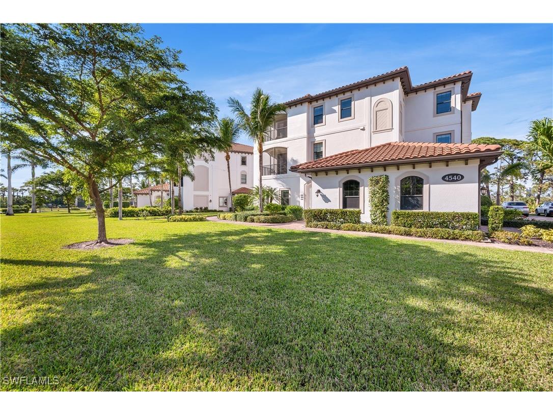 4540 Colony Villas Drive #1903 Bonita Springs FL 34134 224094093 image1