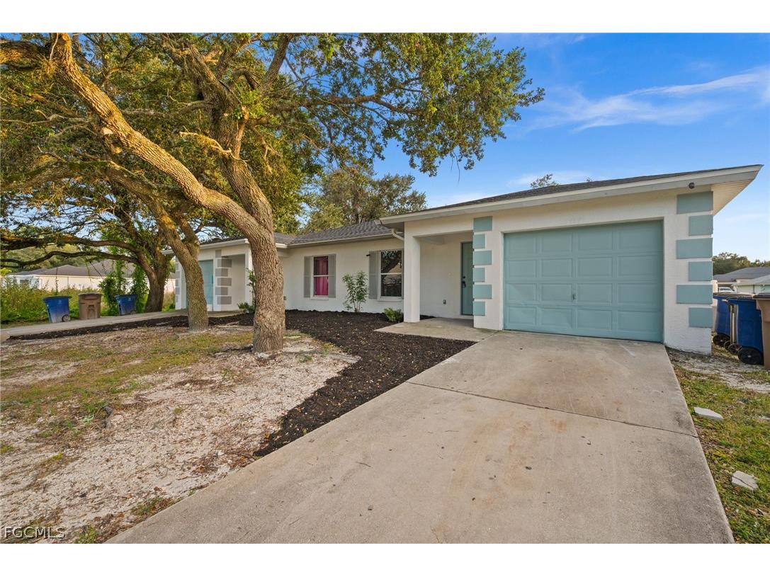 4541/4543 27th Street SW Lehigh Acres FL 33973 2026009077 image1