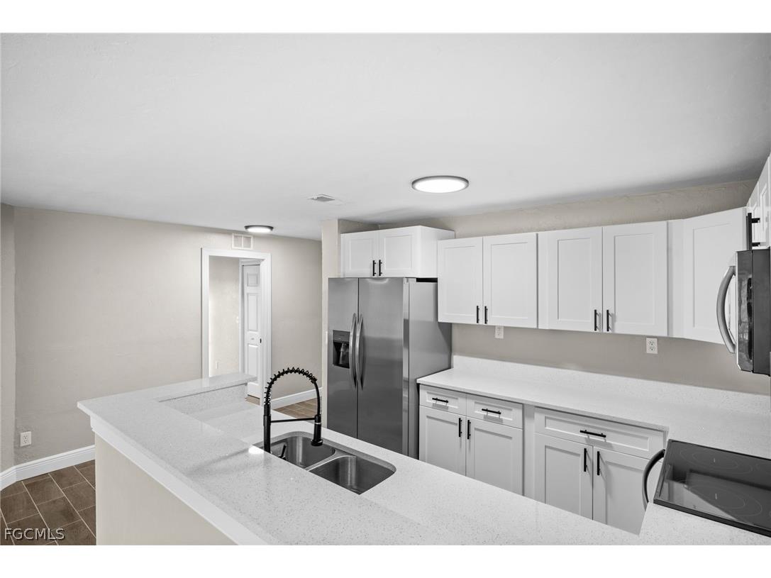 4541/4543 27th Street SW Lehigh Acres FL 33973 2026009077 image6