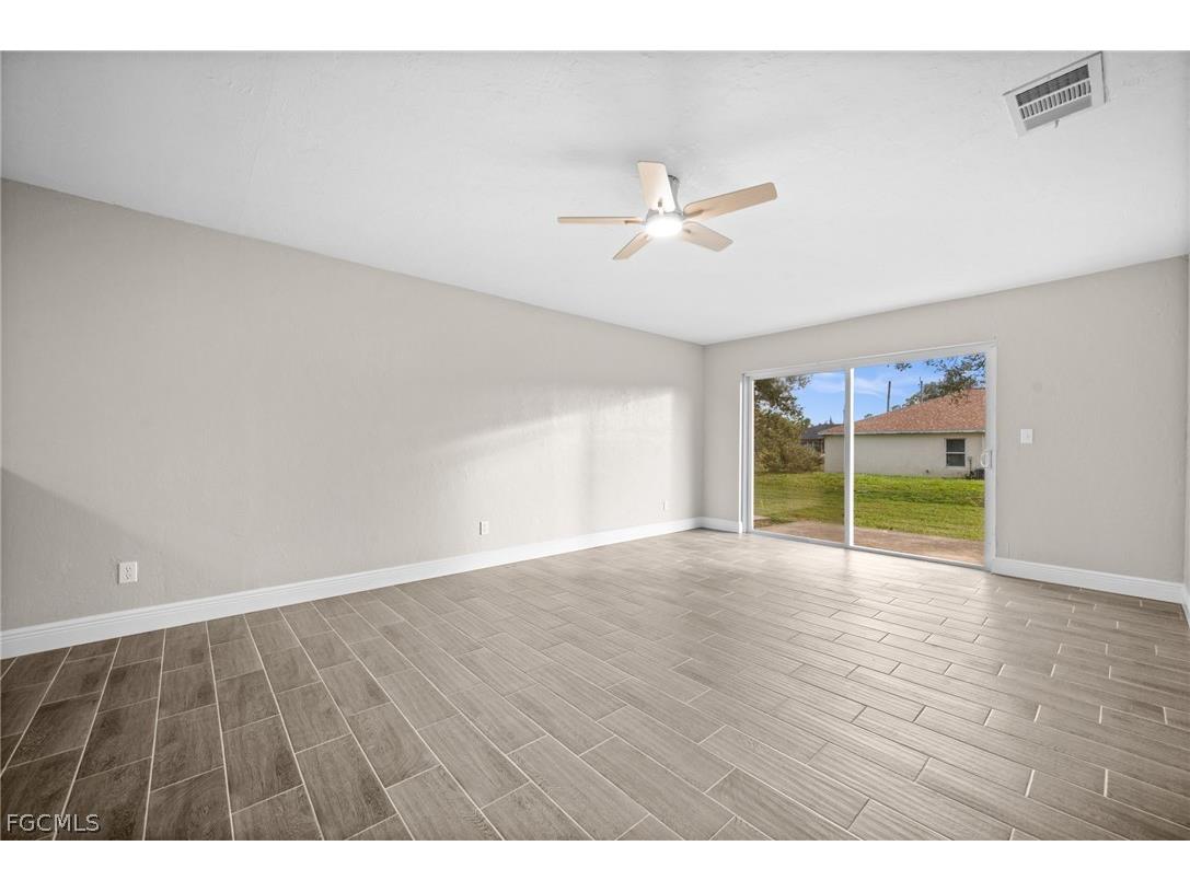 4541/4543 27th Street SW Lehigh Acres FL 33973 2026009077 image8