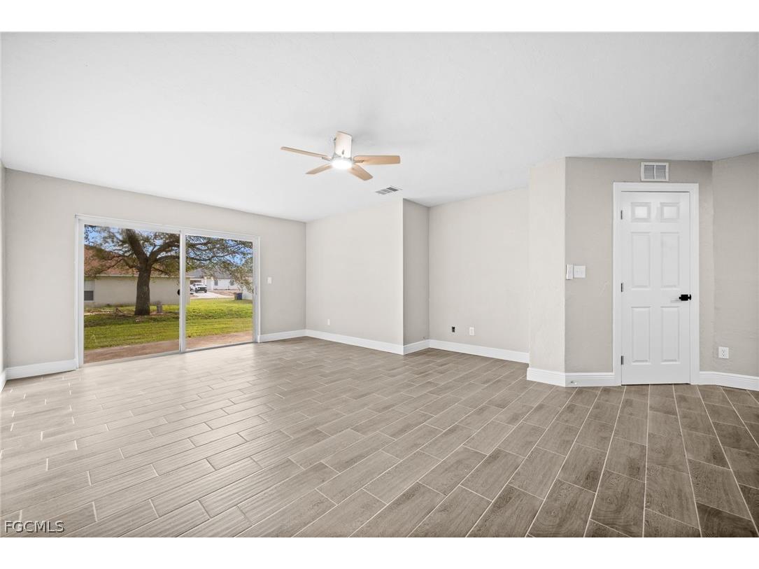 4541/4543 27th Street SW Lehigh Acres FL 33973 2026009077 image9