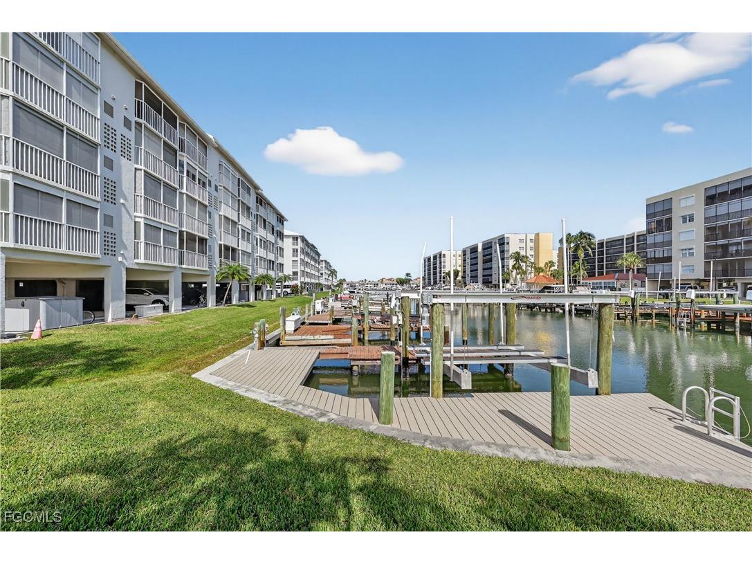 4541 Bay Beach Lane #341 Fort Myers Beach FL 33931 2025019491 image32