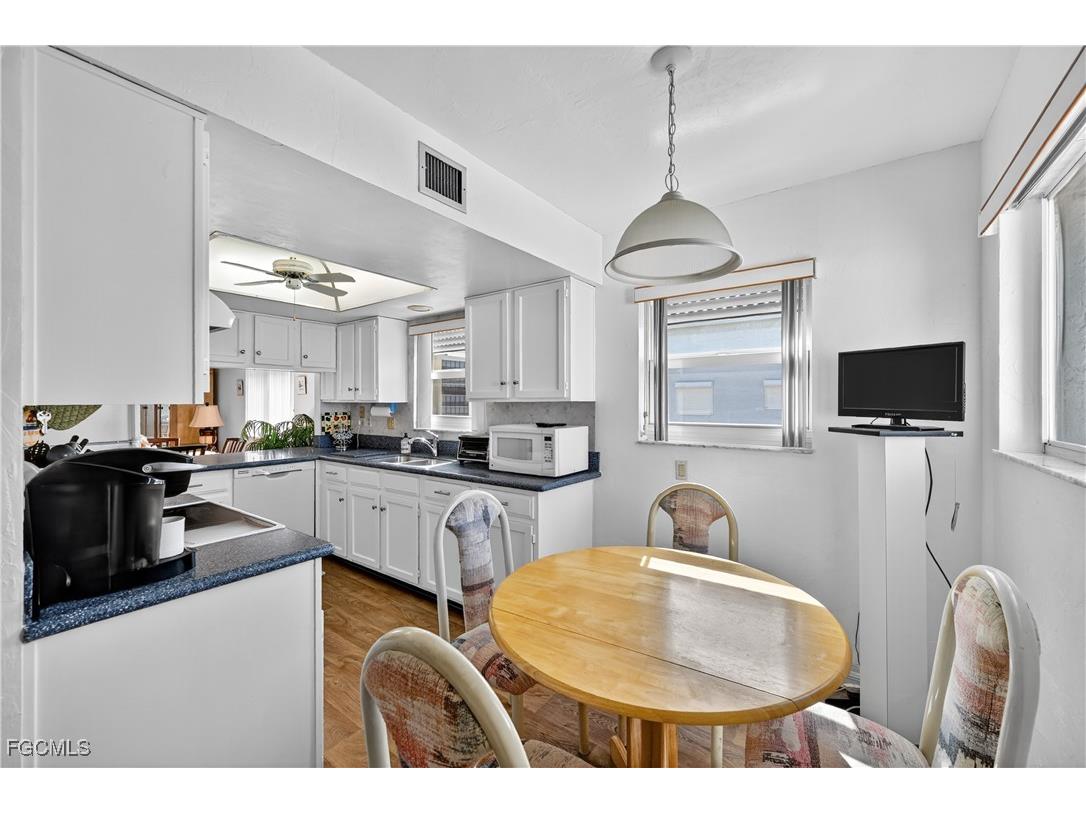 4541 Bay Beach Lane #341 Fort Myers Beach FL 33931 2025019491 image5