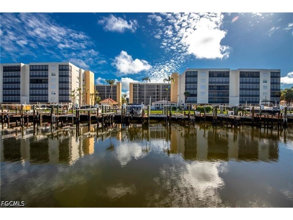 4541 Bay Beach Lane #341 Fort Myers Beach FL 33931 2026020177 image11