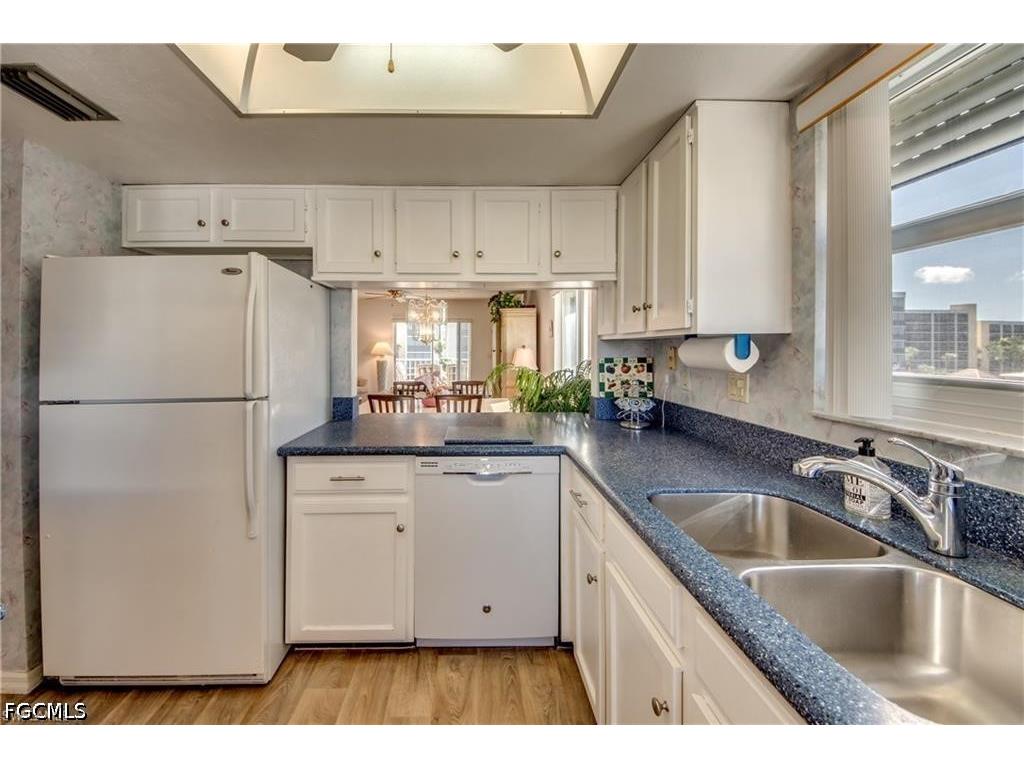 4541 Bay Beach Lane #341 Fort Myers Beach FL 33931 2026020177 image13