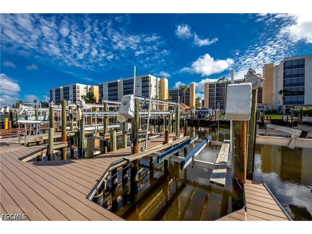 4541 Bay Beach Lane #341 Fort Myers Beach FL 33931 2026020177 image34