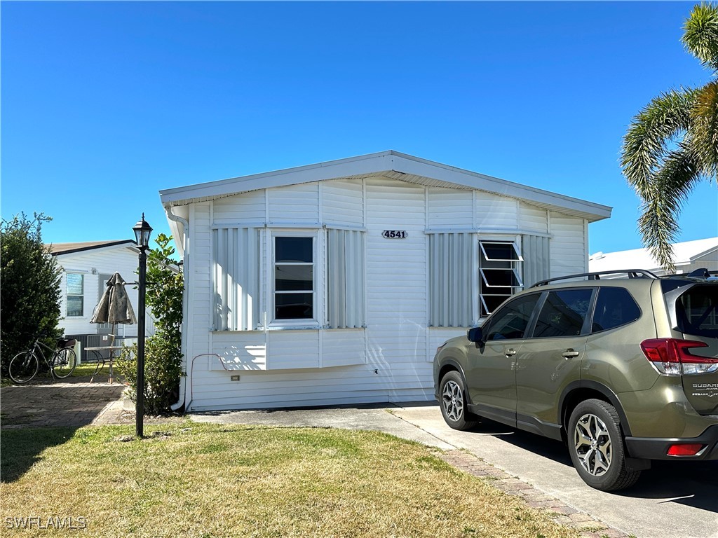 4541 Candlestick Court E Estero FL 33928 225030691 image1