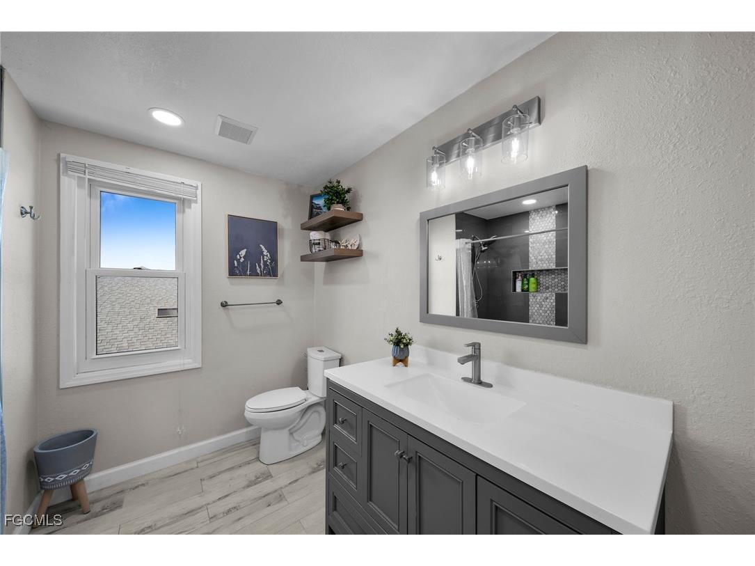 4543 Gulf Avenue North Fort Myers FL 33903 2026002078 image27