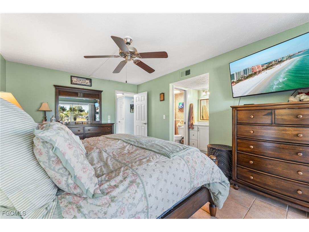 4543 SE 6th Place #1F Cape Coral FL 33904 2025018408 image20