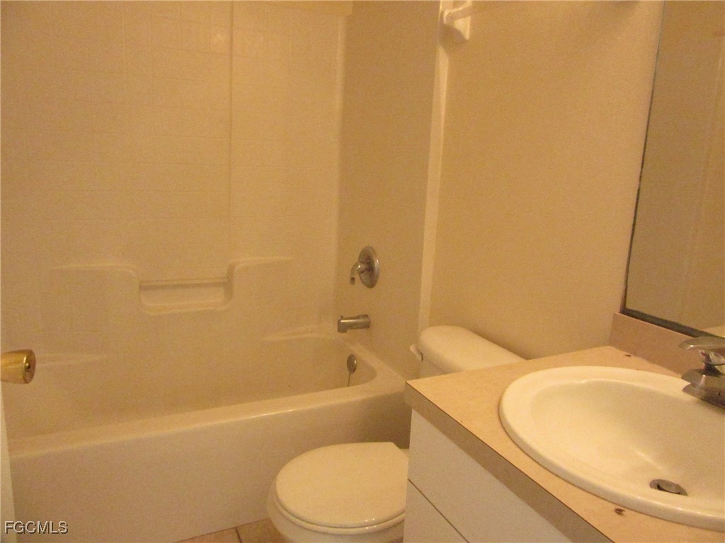 4544/4546 28th Street SW Lehigh Acres FL 33973 2025009411 image6