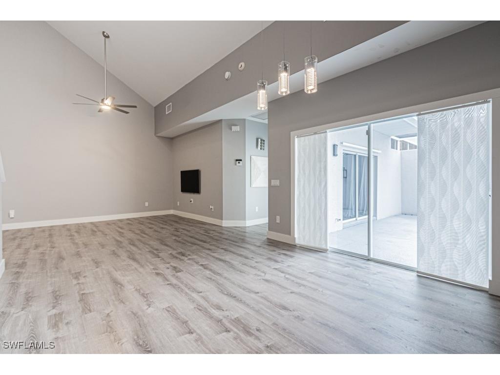 4544 Court Way #18D Naples FL 34109 225070195 image19