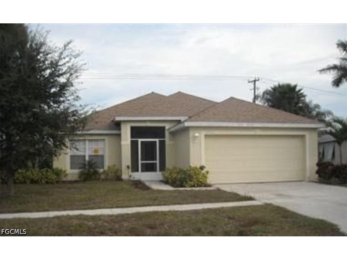 4544 Varsity Circle Lehigh Acres FL 33971 2026029455 image1