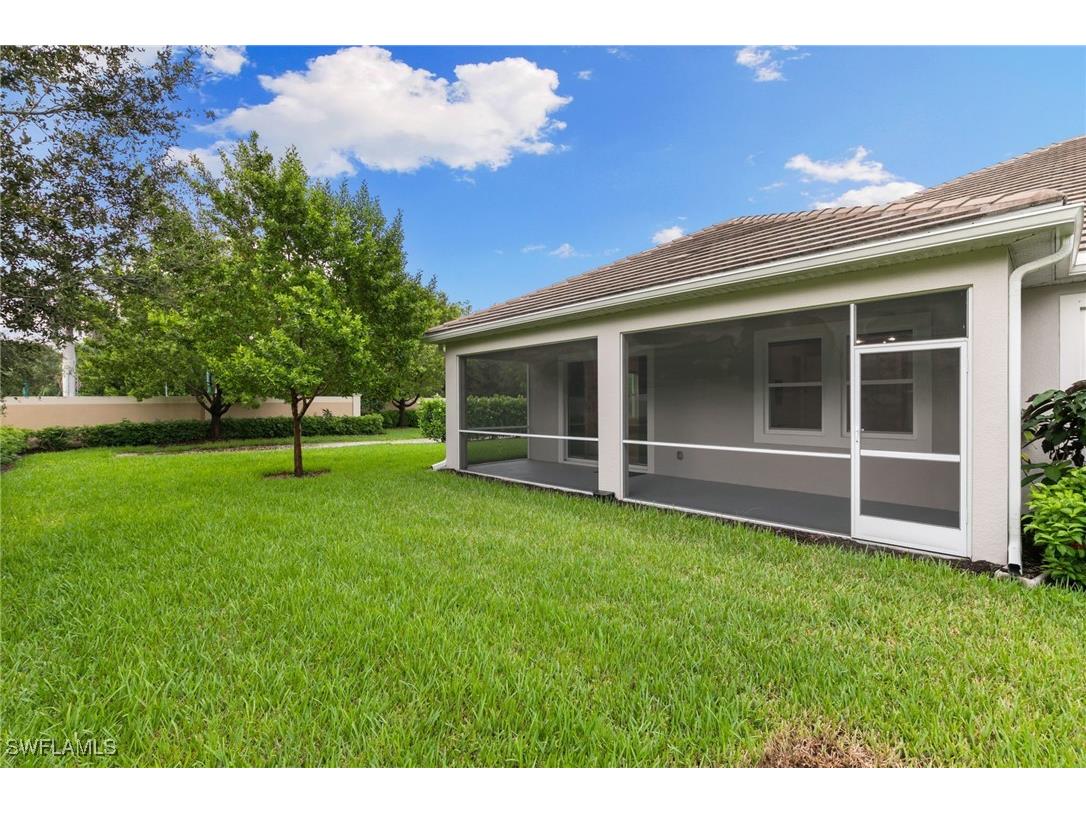 4546 Arboretum Circle #104 Naples FL 34112 225070251 image33