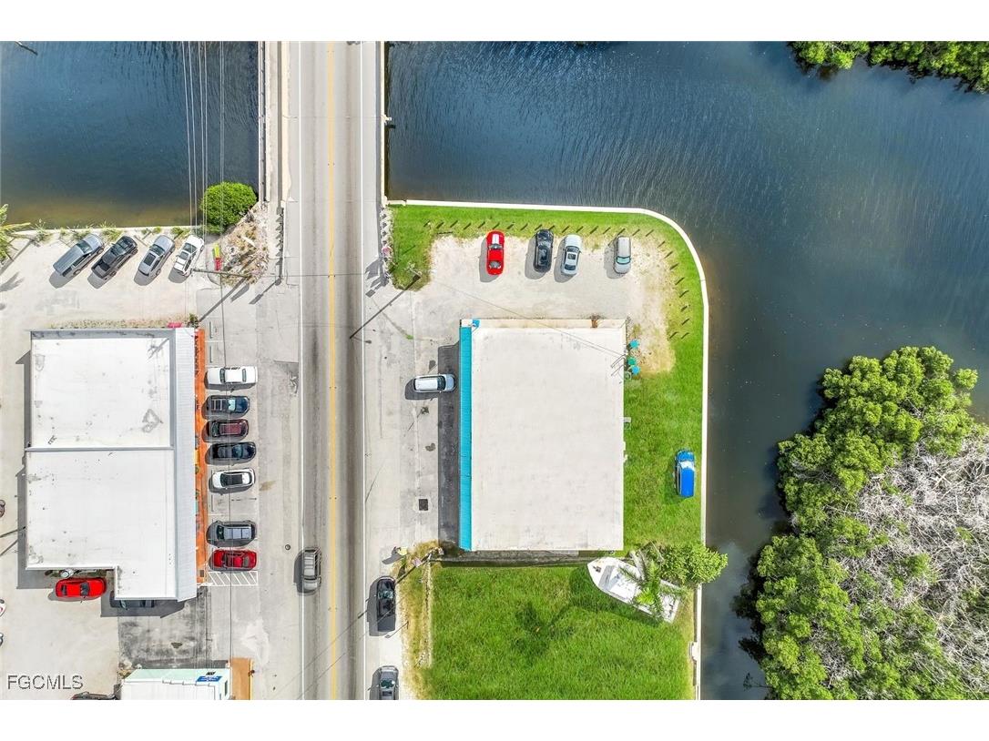 4547 Pine Island Road NW Matlacha FL 33993 2025005063 image20