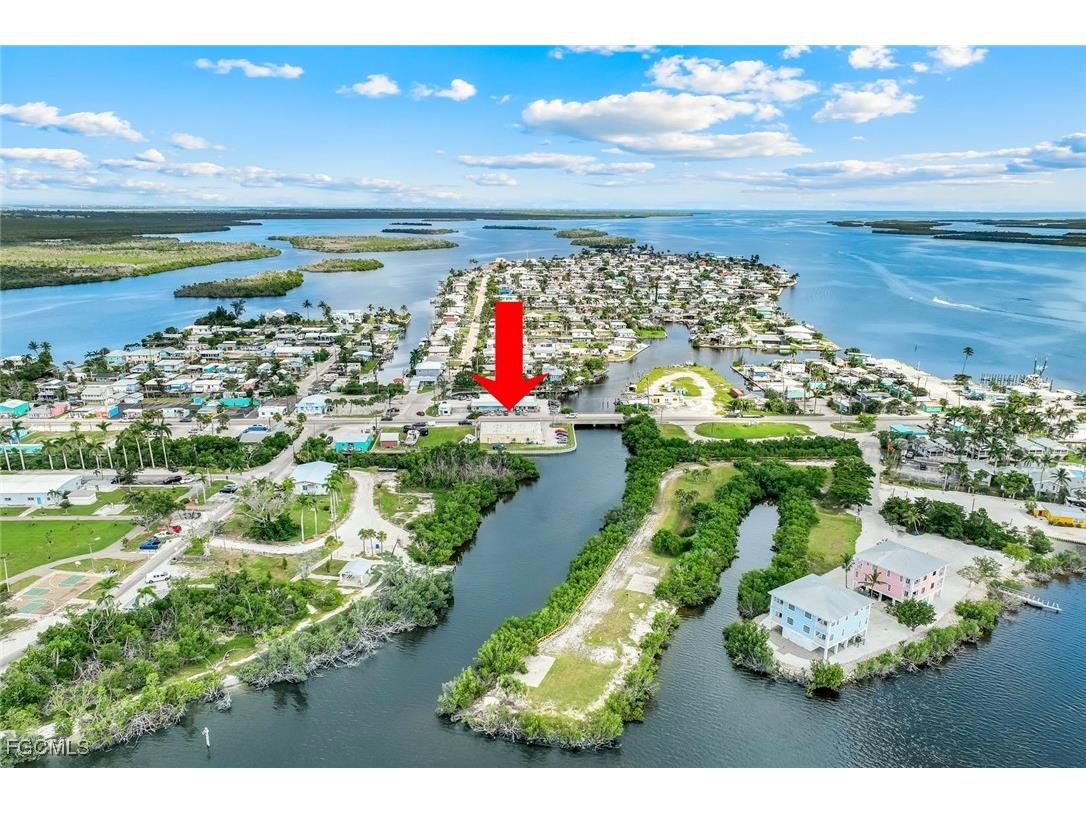 4547 Pine Island Road NW Matlacha FL 33993 2025005063 image21