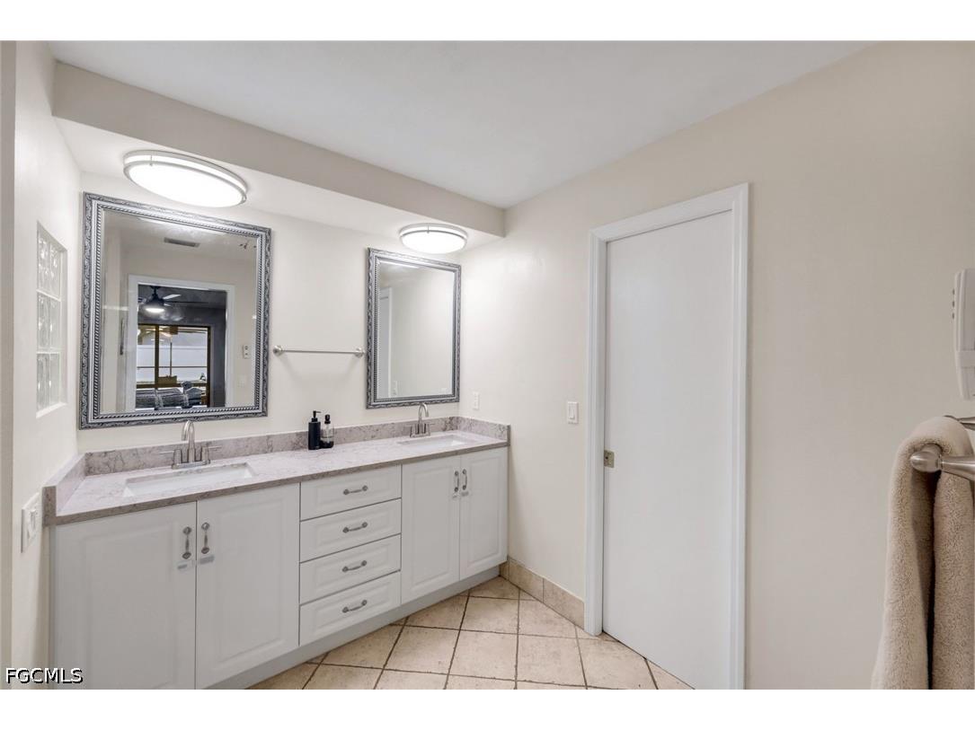 4548 SE 11th Place Cape Coral FL 33904 2026023533 image19