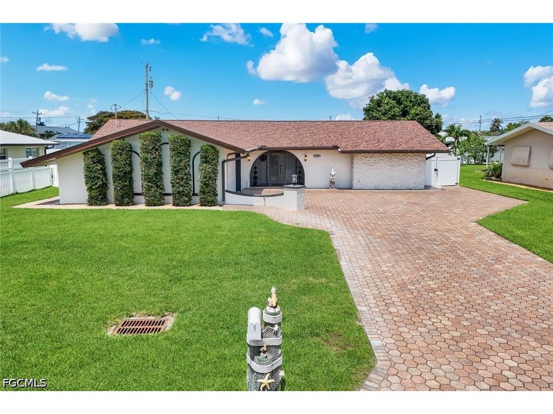 4548 SE 11th Place Cape Coral FL 33904 2026023533 image32