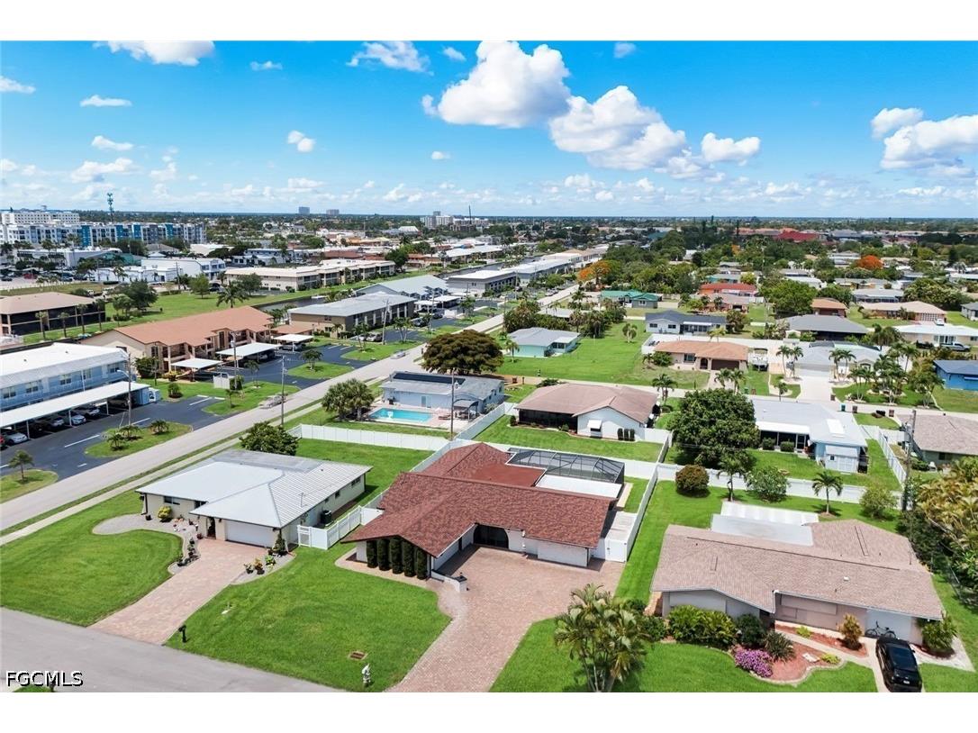 4548 SE 11th Place Cape Coral FL 33904 2026023533 image35