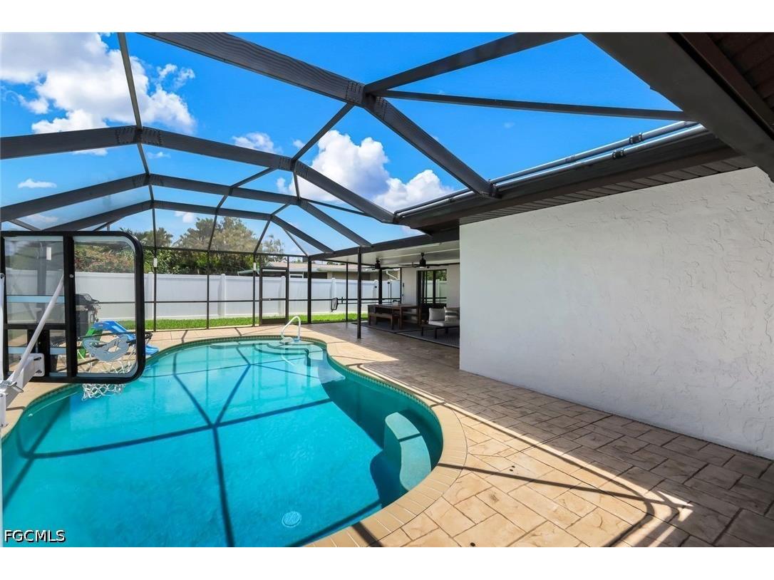 4548 SE 11th Place Cape Coral FL 33904 2026023533 image36