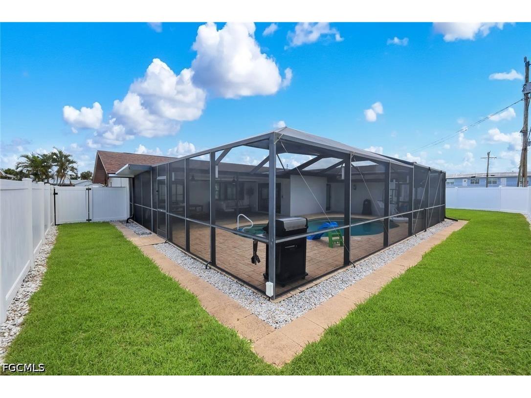 4548 SE 11th Place Cape Coral FL 33904 2026023533 image37
