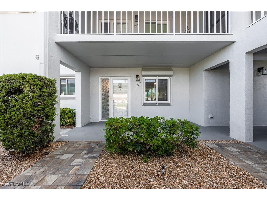 4549 SE 5th Place #109 Cape Coral FL 33904 225058238 image1