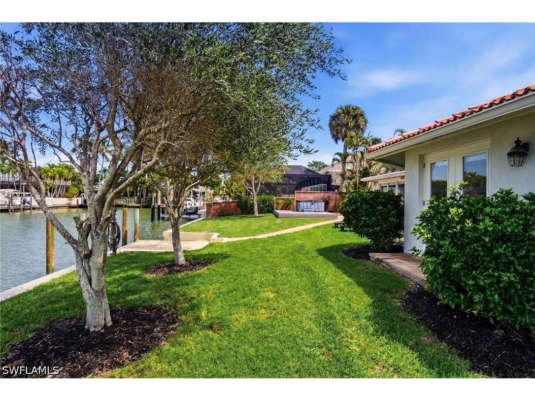 455 Bayside Avenue Naples FL 34108 226017399 image20