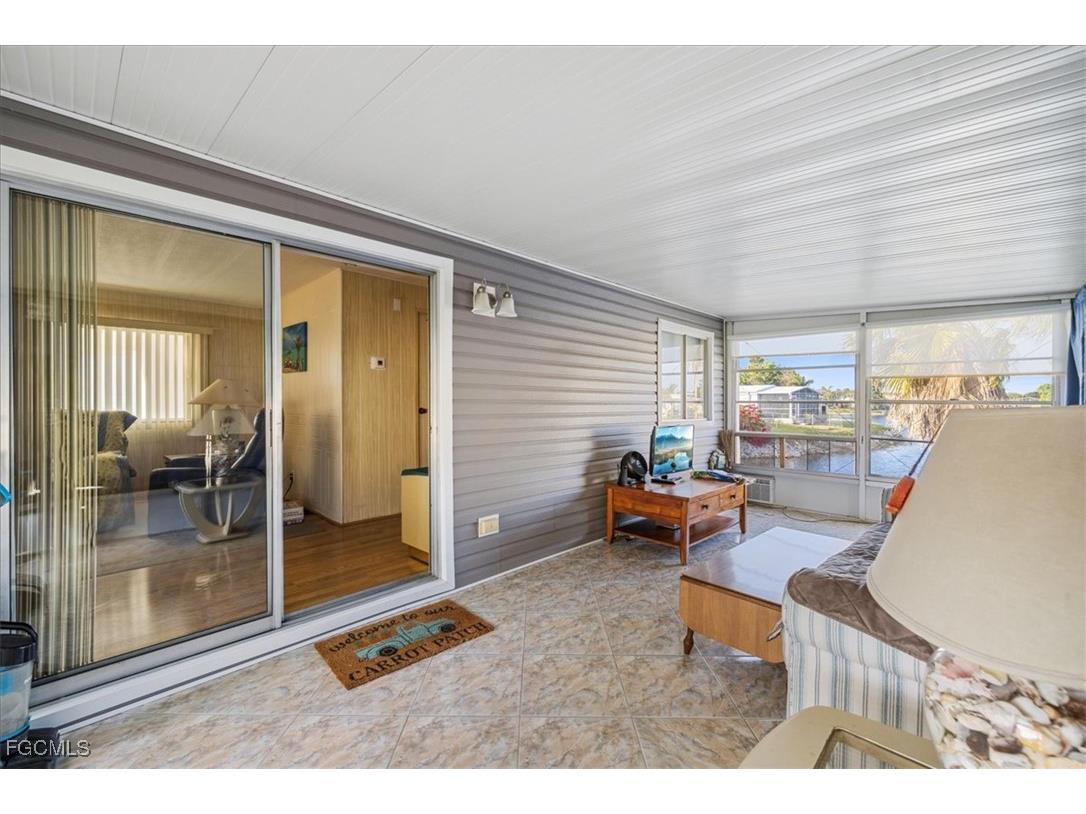455 Cape Florida Way Naples FL 34104 2025024161 image26